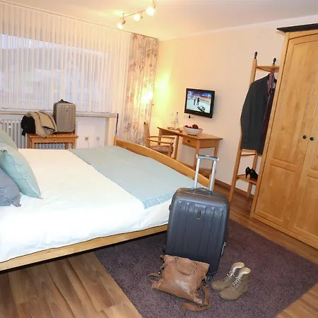 Szálloda Gaestehaus Kickert Mettendorf