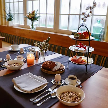 Gaestehaus Kickert *