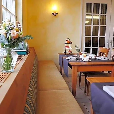 Hotel Gaestehaus Kickert Mettendorf